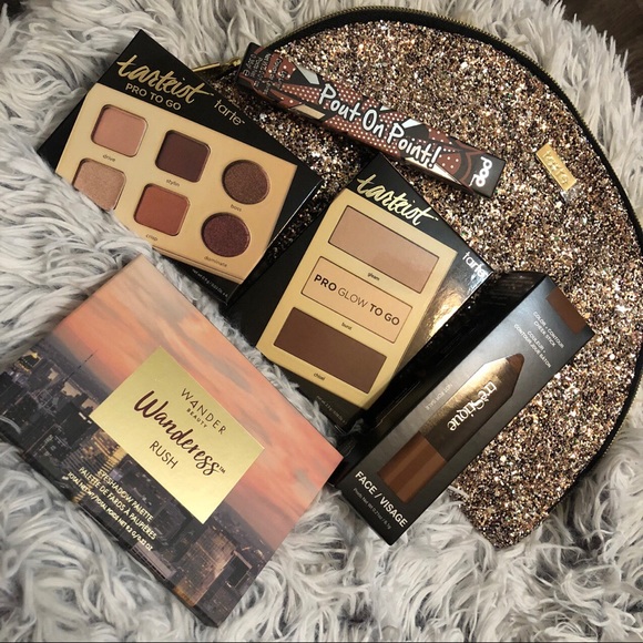 Makeup bundle - Picture 2 of 4